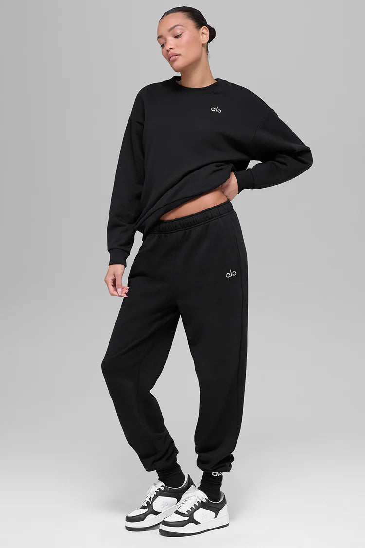 Crewneck Pullover