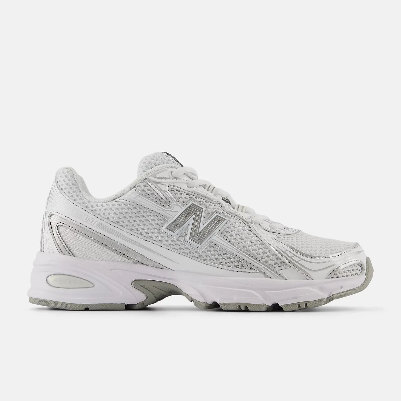 NB | 740